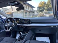 Usata VW Golf VIII Life 116 CV (85 kW) 2020 Blu/azzurro Berlina