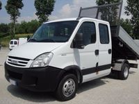 usata Iveco 35.12 Dailydoppia cabina 7 posti Ribaltabile