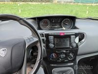 Usata Lancia Ypsilon 60 CV (44 kW) 2016 Grigio Utilitaria