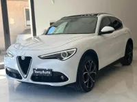 Usata Alfa Romeo Stelvio Super 179 CV (131 kW) 2017 Bianco SUV