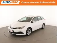 Usata Toyota Auris Hybrid Active 99 CV (72 kW) 2016 Bianco Station wagon