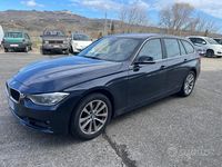 Usata BMW 320 Sport Line 183 CV (134 kW) 2015 Blu Station wagon