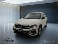 Usata VW T-Roc R-line 116 CV (85 kW) 2023 Beige SUV