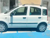 Usata Fiat Panda 69 CV (50 kW) 2006 Bianco Utilitaria