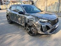Usata Peugeot 2008 Allure 131 CV (96 kW) 2024 Grigio SUV