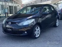 Usata Mazda 2 68 CV (50 kW) 2008 Nero Utilitaria