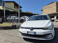 Usata VW Golf VIII Life 116 CV (85 kW) 2023 Bianco Berlina