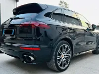 Usata Porsche Cayenne Turbo 519 CV (381 kW) 2015 Nero SUV
