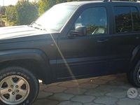 Usata Jeep Cherokee 143 CV (105 kW) 2005 Nero SUV