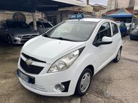 Usata Chevrolet Spark 68 CV (50 kW) 2011 Bianco Utilitaria