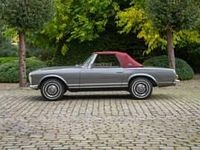 Usata Mercedes 230 150 CV (110 kW) 1965 Grigio Cabrio