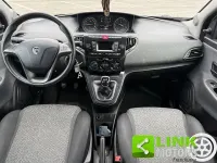 Usata Lancia Ypsilon 69 CV (50 kW) 2019 Bianco