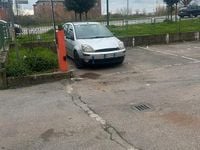 Usata Ford Fiesta 68 CV (50 kW) 2003 Grigio Utilitaria