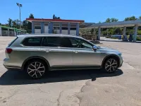 Usata VW Passat Alltrack 200 CV (147 kW) 2021 Argento Station wagon