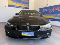 Usata BMW 318 150 CV (110 kW) 2015 Nero Station wagon