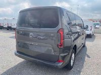 Nuova VW Caravelle Life 150 CV (110 kW) 2026 Graphite dust metallizzato Furgone