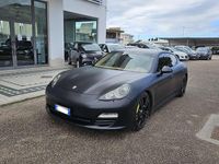 Usata Porsche Panamera 250 CV (183 kW) 2012 Nero Utilitaria