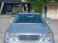 Usata Mercedes E270 177 CV (130 kW) 2004 Grigio Berlina