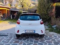 Usata Hyundai i10 63 CV (46 kW) 2024 Bianco Utilitaria