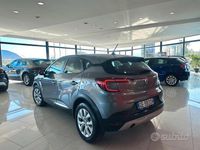 Usata Renault Captur Intens 115 CV (84 kW) 2021 Grigio SUV