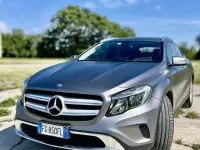 Usata Mercedes GLA200 Business 136 CV (100 kW) 2016 Grigio SUV