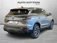 Usata Renault Austral Techno 158 CV (116 kW) 2023 Grigio SUV