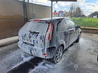 Usata Ford Fiesta 80 CV (58 kW) 2007 Nero Utilitaria