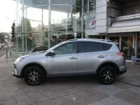 Begagnad Toyota RAV4 Hybrid Lounge 155 HK (114 kW) 2017 Grå SUV