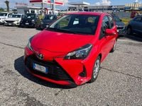Usata Toyota Yaris Active 72 CV (52 kW) 2019 Rosso Utilitaria
