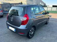Usata Hyundai i10 69 CV (50 kW) 2011 Grigio Utilitaria