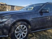 Usata Mercedes E300 Premium 204 CV (150 kW) 2014 Blu/azzurro Station wagon