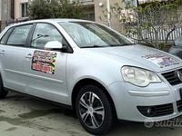 Usata VW Polo 69 CV (50 kW) 2008 Grigio Utilitaria