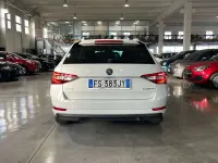 Usata Skoda Superb Executive 150 CV (110 kW) 2018 Bianco Station wagon
