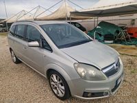 Usata Opel Zafira Cosmo 120 CV (88 kW) 2006 Grigio Monovolume