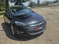 Usata Opel Astra Cosmo 131 CV (96 kW) 2014 Nero Berlina