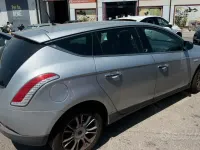 Usata Lancia Delta 120 CV (88 kW) 2008 Grigio Utilitaria
