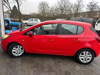 Usata Opel Corsa 90 CV (66 kW) 2015 Rosso Utilitaria