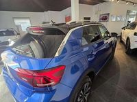 Usata VW T-Roc Style 110 CV (80 kW) 2022 Blu/azzurro SUV