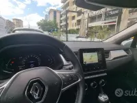 Usata Renault Captur Techno 101 CV (74 kW) 2023 Blu SUV