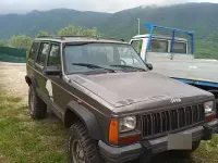 Usata Jeep Cherokee 174 CV (127 kW) 1989 Grigio SUV