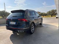 Usata VW Tiguan R-line 150 CV (110 kW) 2022 Verde SUV