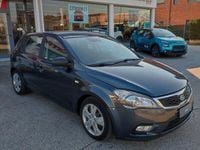 Usata Kia Ceed Platinum 90 CV (66 kW) 2010 Grigio Utilitaria