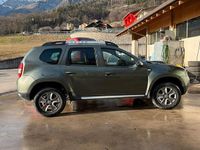 Usata Dacia Duster Lauréate 109 CV (80 kW) 2015 Verde SUV