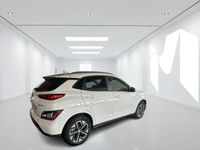 Usata Hyundai Kona 38 kW (53 CV) 2023 Bianco SUV