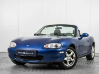 Usata Mazda MX5 141 CV (103 kW) 1999 Blu Cabrio