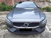Usata Volvo V60 CC Business Edition 197 CV (144 kW) 2021 Grigio Station wagon