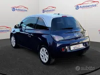 Usata Opel Adam 70 CV (51 kW) 2013 Bluazzurro Utilitaria