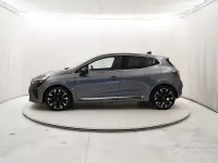 Usata Renault Clio V Techno 101 CV (74 kW) 2025 Grigio Berlina