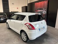 Usata Suzuki Swift 75 CV (55 kW) 2012 Bianco Utilitaria