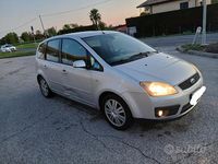 Usata Ford Focus 116 CV (85 kW) 2006 Grigio Utilitaria